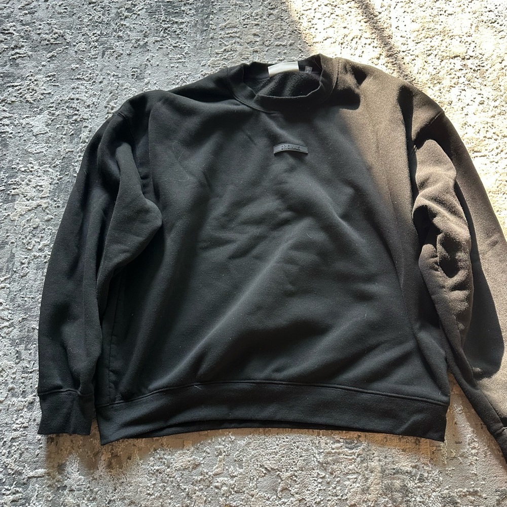 adidas Originals Black Crewneck Sweater with Ribbed Cuffs